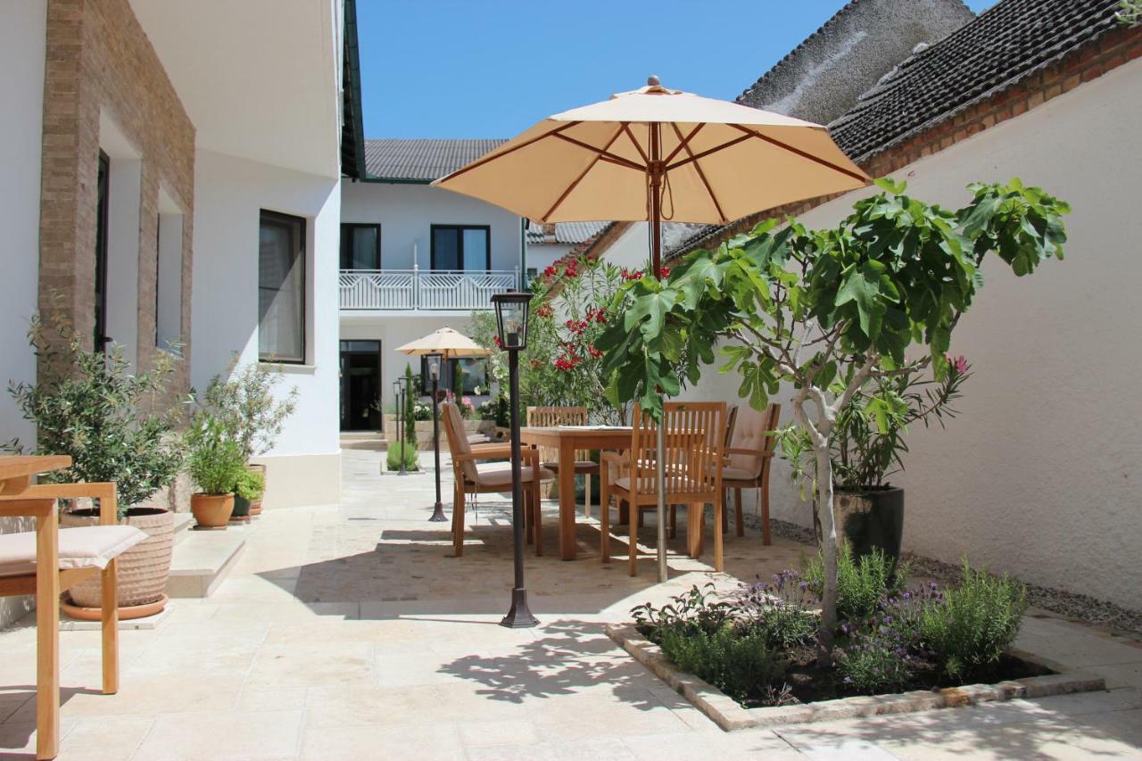 Haus Renee Bed & Breakfast Podersdorf am See Dış mekan fotoğraf